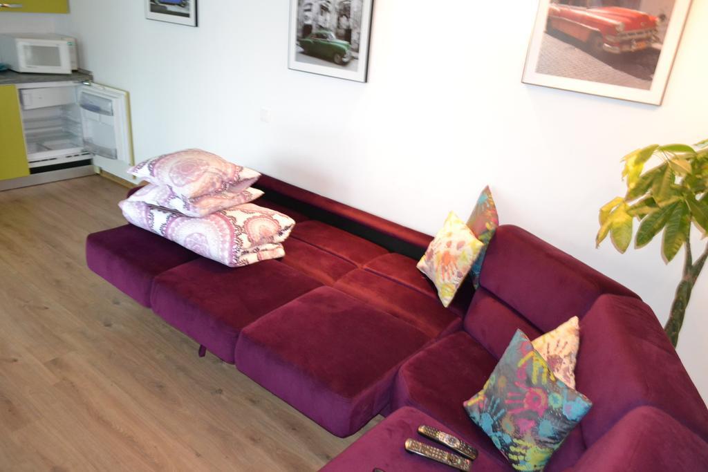 Happy Place - Casuta Galbena Domnesti  Quarto foto