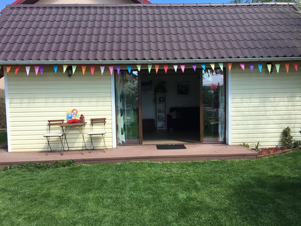 Happy Place - Casuta Galbena Domnesti  Exterior foto